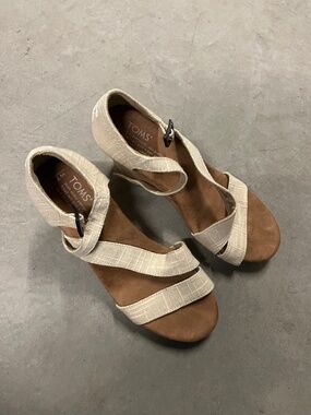 Toms wedges shoes